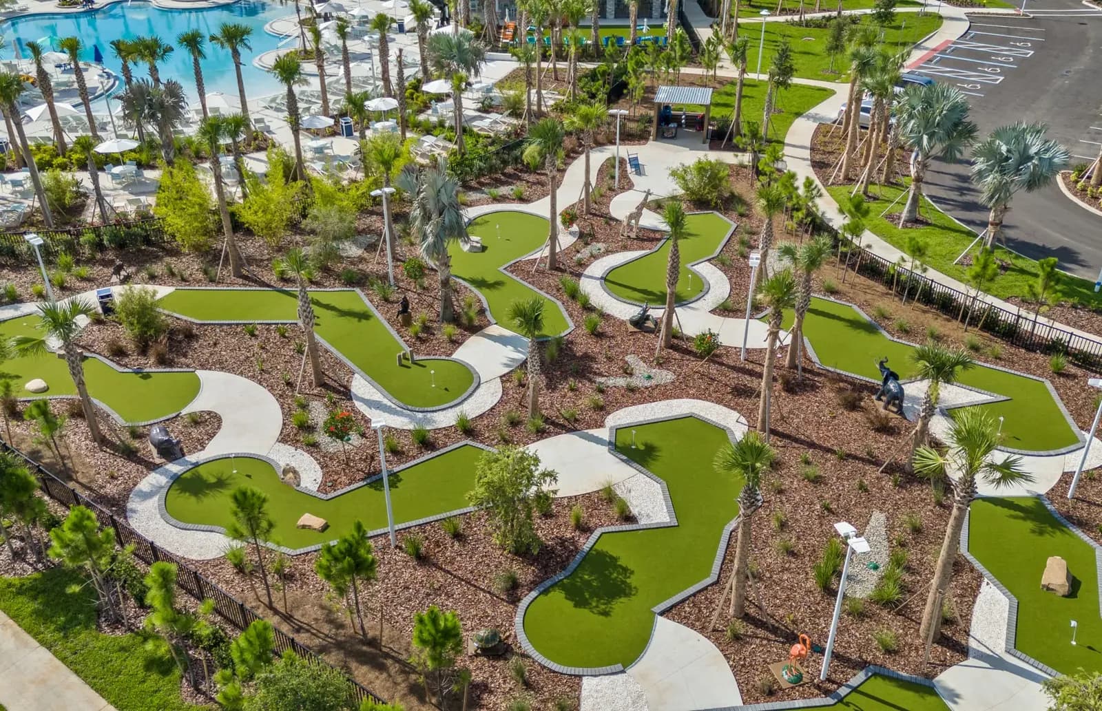 Vista aérea del mini-golf de nueve hoyos de Windsor Cay Resort